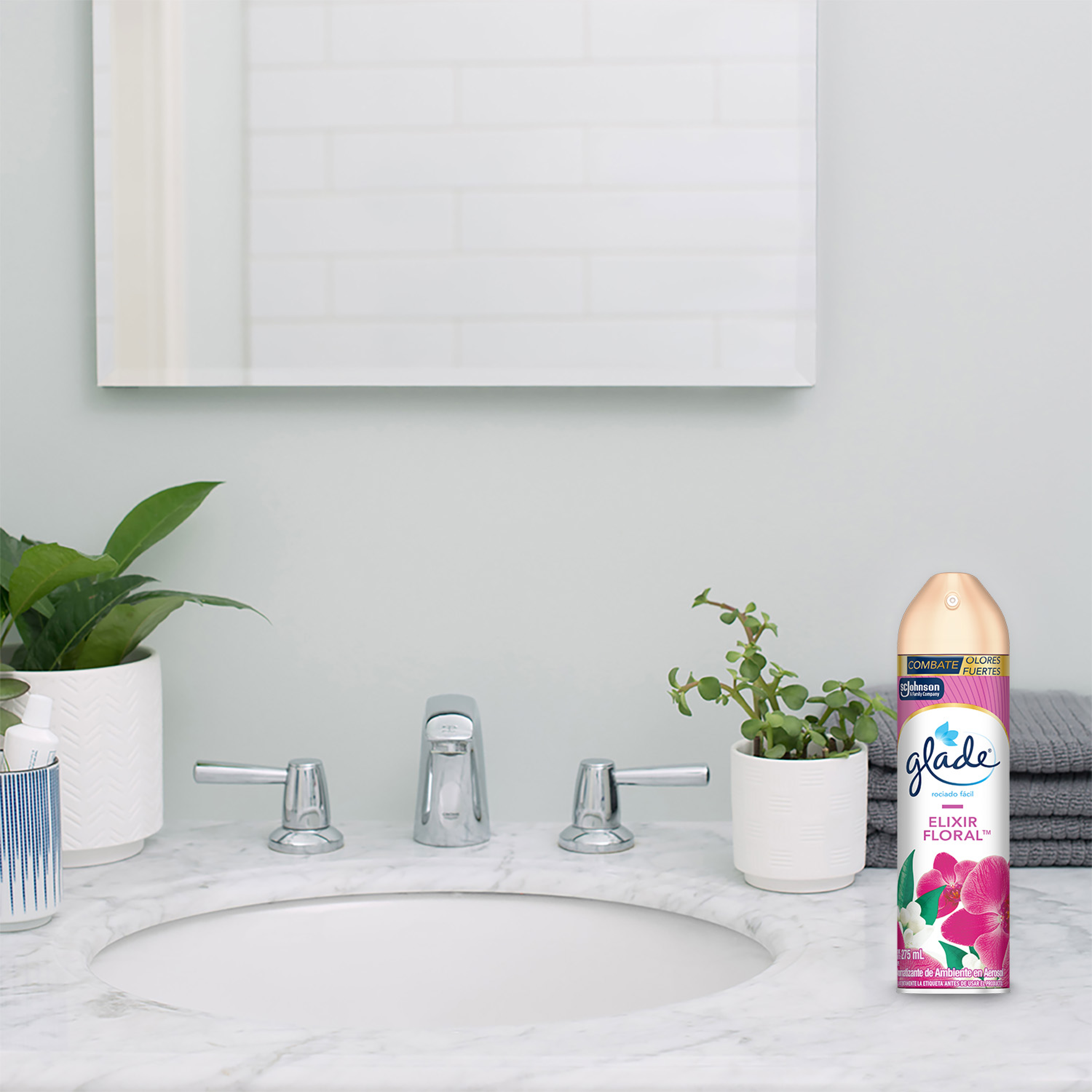 Glade Aromatizante en Aerosol Elixir Floral 275ml